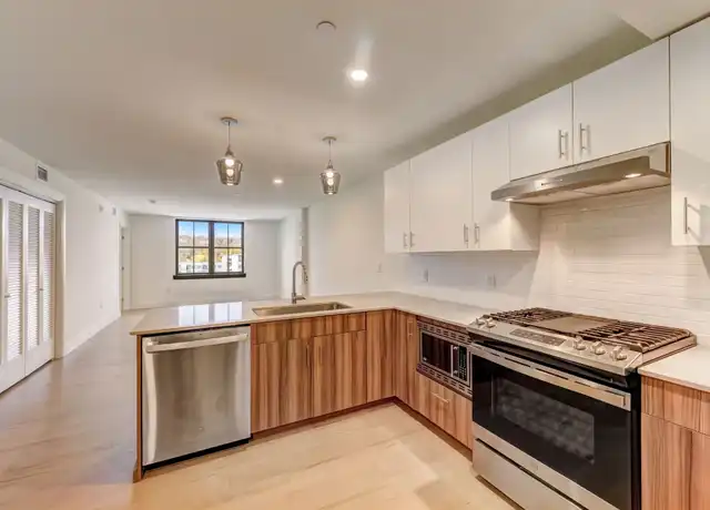 Property at 100 Northampton St Unit 506, Easton, PA, 18042, 1 bed, 1 bath, [object Object]