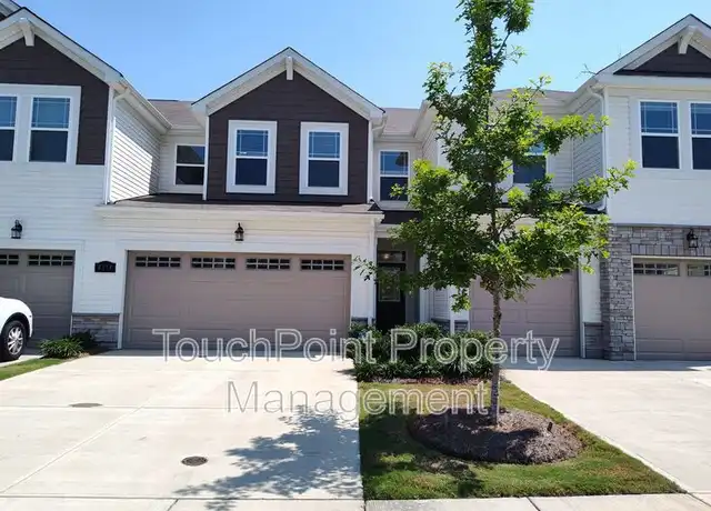 Property at 8114 Overmeadow Ln, Charlotte, NC, 28269, 3 beds, 2.5 baths, [object Object]