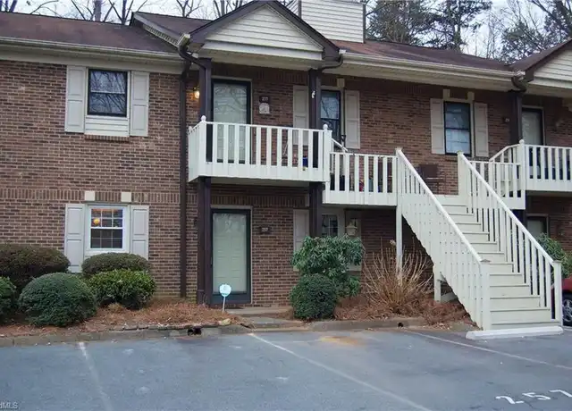 Property at 225 Olde Vineyard Ct, Winston Salem, NC, 27104, 3 beds, 2 baths, [object Object]