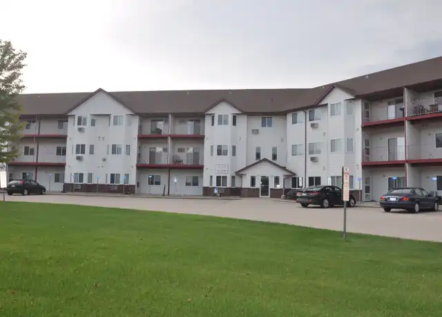 Property at 5002 16th Ave S, Fargo, ND, 58103, 1 bed, 1 bath, [object Object]