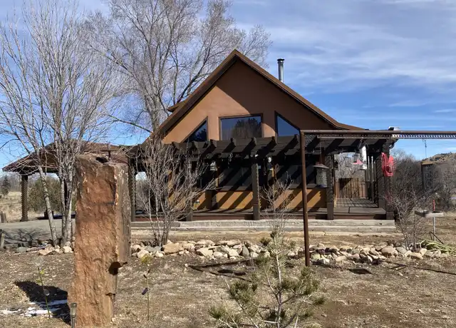 Property at 72 El Llano Rd, Las Vegas, NM, 87701, 2 beds, 2 baths, [object Object]