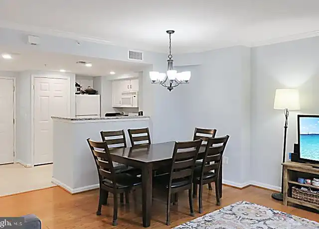 Property at 3830 9th St N Unit 806E, Arlington, VA, 22203, 1 bed, 1 bath, [object Object]