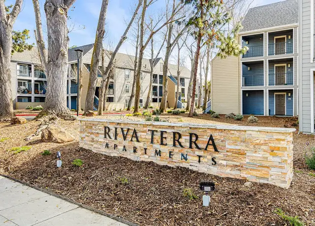 Photo of 850 Davit Ln, Redwood City, CA 94065