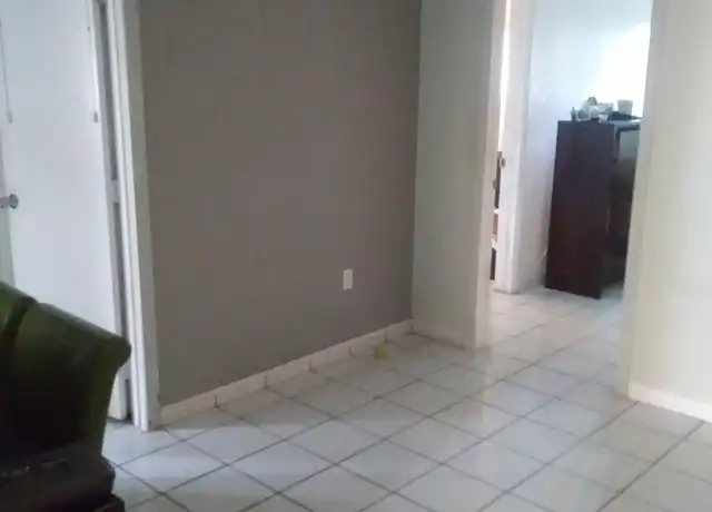 Property at 1605 NE Miami Gardens Dr, Miami, FL, 33179, 2 beds, 2 baths, [object Object]