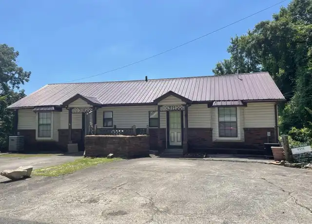 Property at 516 N Houston St, Maryville, TN, 37801, 1 bed, 1 bath, [object Object]