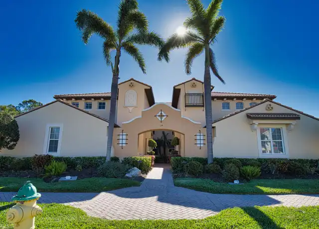 Property at 114 Bella Vista Ter Unit 6C, North Venice, FL, 34275, 3 beds, 2 baths, [object Object]