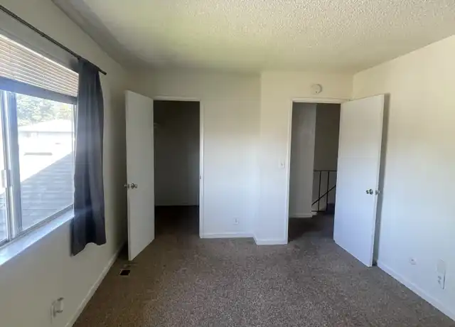 Property at 4438 La Cresta Way #3, Stockton, CA, 95207, 2 beds, 1 bath, [object Object]