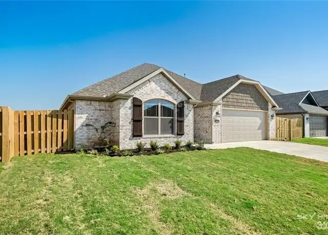 Property at 64 S Benchmark Ln, Fayetteville, AR, 72704, 3 beds, 2 baths, [object Object]
