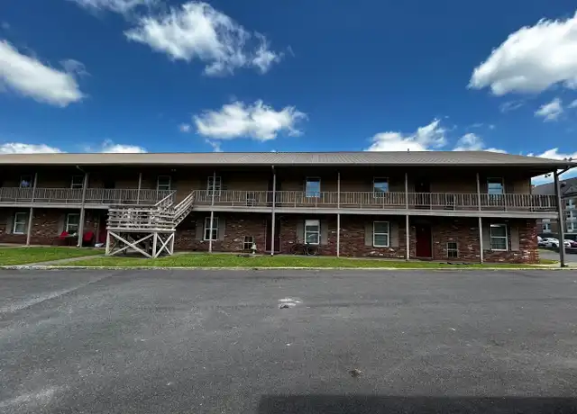 Property at 503 Mountain St NW Unit Jamestown Apts D-27, Jacksonville, AL, 36265, 1 bed, 1 bath, [object Object]