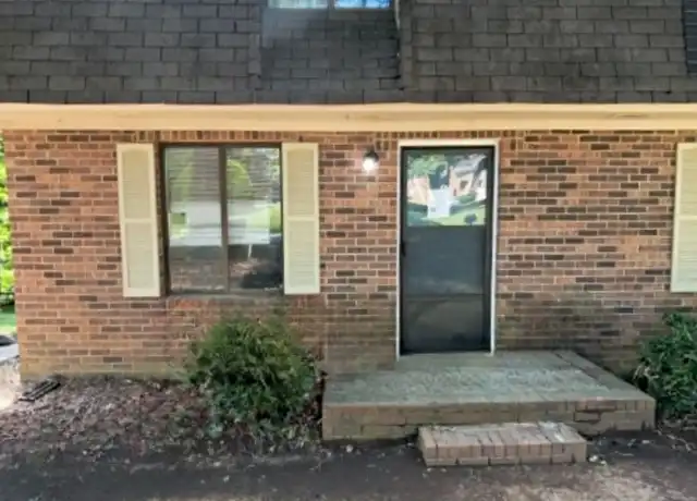 Property at 105 Bybee Dr Unit D3, McMinnville, TN, 37110, 2 beds, 1.5 baths, [object Object]