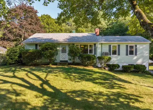 Property at 30 Leavitt Rd, Hampton, NH, 03842, 3 beds, 2 baths, [object Object]