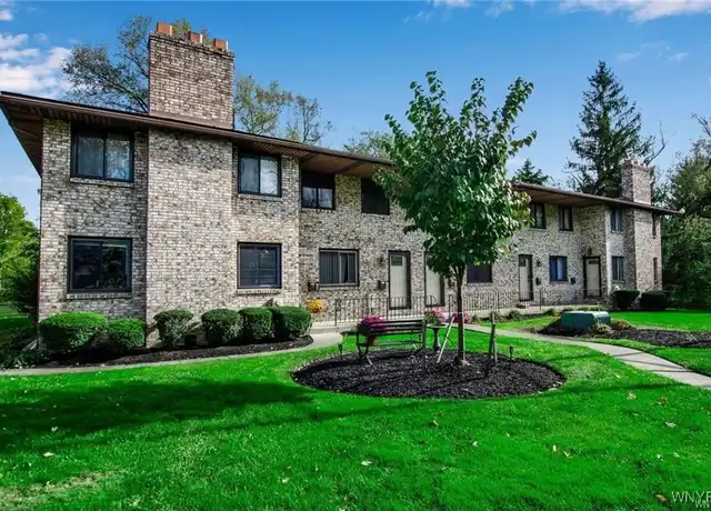 Property at 126 Ellicott Creek Rd #5, Tonawanda, NY, 14150, 2 beds, 1.5 baths, [object Object]