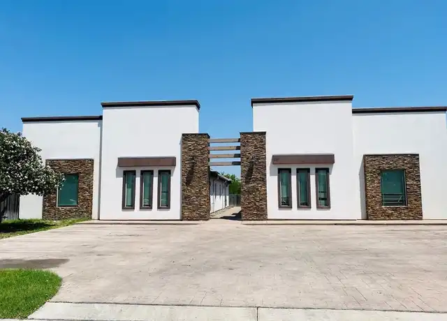 Property at 207 Fig Dr, Edinburg, TX, 78541, 2 beds, 2 baths, [object Object]