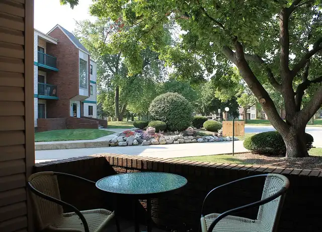 Property at Stonegate Village by Royse + Brinkmeyer - 2503 W Springfield Ave, Champaign, IL, 61821, 1-2 bed, 1.5 baths, [object Object]