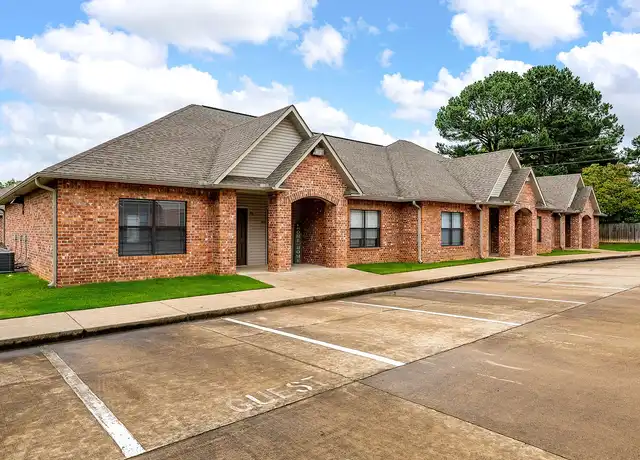 Property at St. James Park - 3640 Jeanna Dr, Conway, AR, 72034, 1 bed, 1 bath, [object Object]