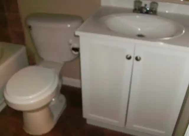 Property at 162 Peach St #6, Ashland City, TN, 37015, 2 beds, 1 bath, [object Object]