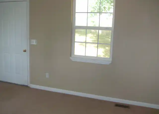 Property at 162 Peach St #6, Ashland City, TN, 37015, 2 beds, 1 bath, [object Object]