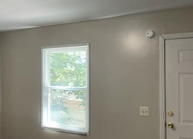 Property at 1105 N Main St Unit G, Ashland City, TN, 37015, 1 bed, 1 bath, [object Object]