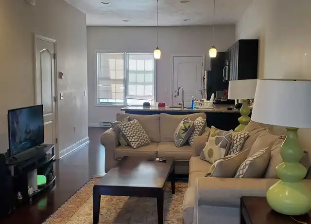 Property at 109 Sutton St Unit 2nd Left, Providence, RI, 02903, 2 beds, 1 bath, [object Object]