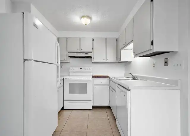Property at Heritage Meadows Apartments - 101 Cedar Hill Dr, Canonsburg, PA, 15317, 1-3 bed, 1-1.5 bath, [object Object]