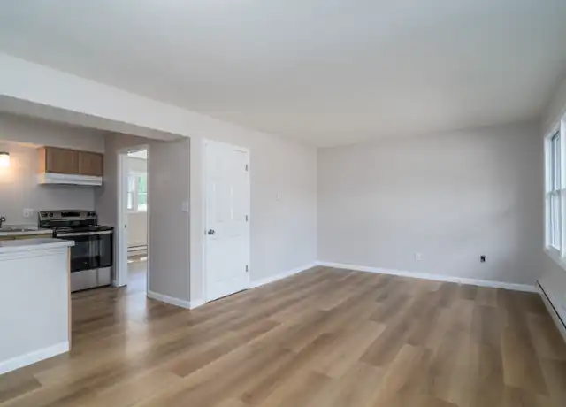 Property at 1204 N 39th St, Grand Forks, ND, 58203, 1 bed, 1 bath, [object Object]