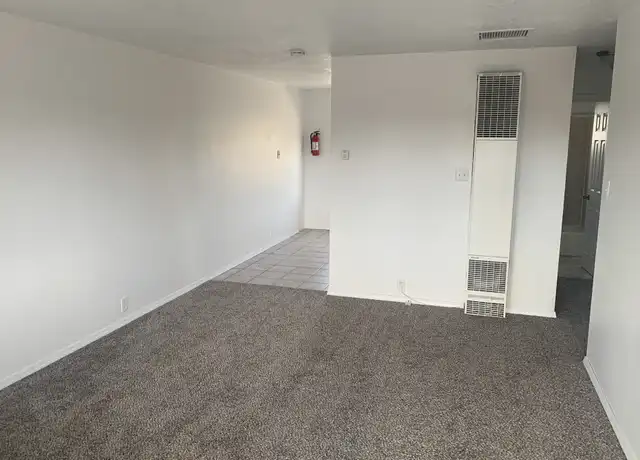 Property at 1624 Carlisle Blvd NE, Albuquerque, NM, 87110, 2 beds, 1 bath, [object Object]