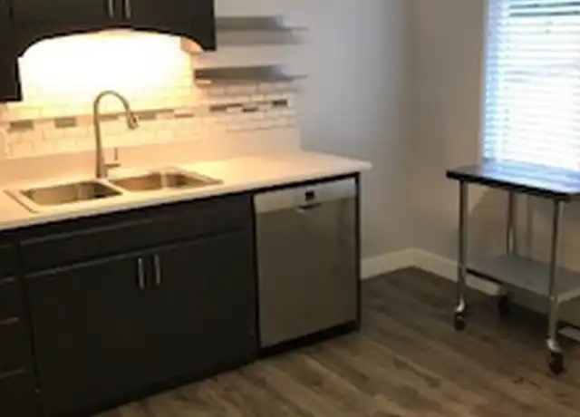 Property at 712 E Lewis St, Boise, ID, 83712, 2 beds, 1 bath, [object Object]