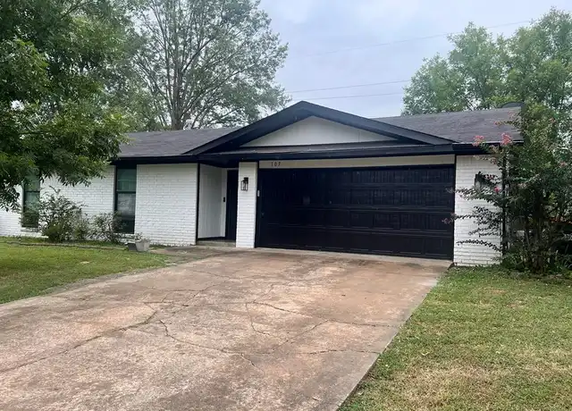 Property at 103 Eames Ave, Springdale, AR, 72764, 3 beds, 2 baths, [object Object]