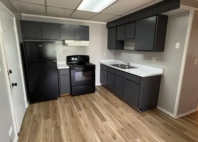 Property at 1226 Langley Rd, Waterloo, IA, 50702, 2 beds, 1 bath, [object Object]