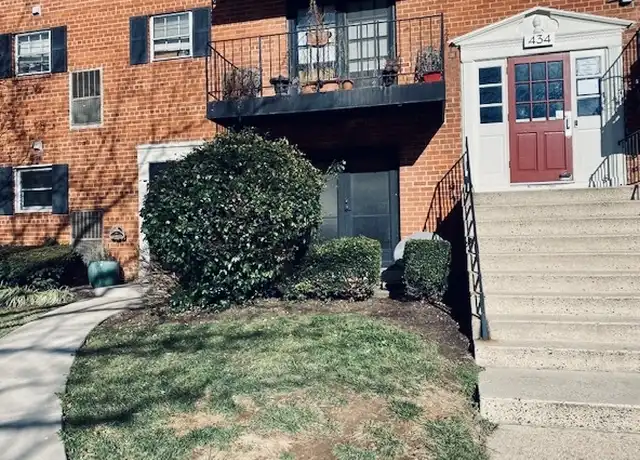 Property at 434 N Armistead St Unit T3, Alexandria, VA, 22312, 2 beds, 1 bath, [object Object]