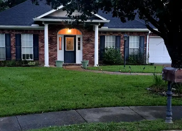 Property at 107 Turnberry Cv, Clinton, MS, 39056, 3 beds, 2 baths, [object Object]