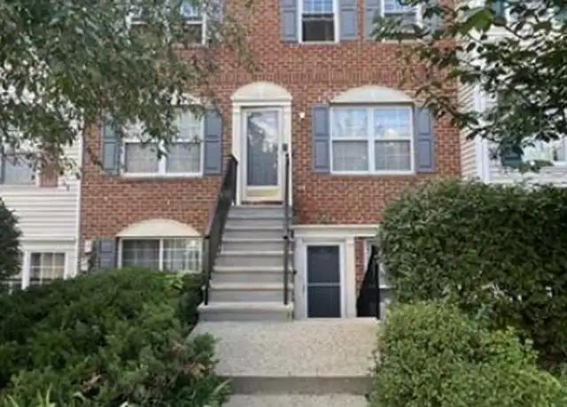 Property at 106 Callahan Ct, Newark, NJ, 07103, 2 beds, 1 bath, [object Object]