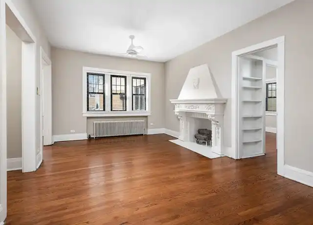 Property at Irving Courts by Reside - 718 W Irving Park Rd, Chicago, IL, 60657, 1 bed, 1 bath, [object Object]