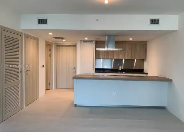 Property at 1000 Brickell Plz #1910, Miami, FL, 33131, 1 bed, 1.5 baths, [object Object]