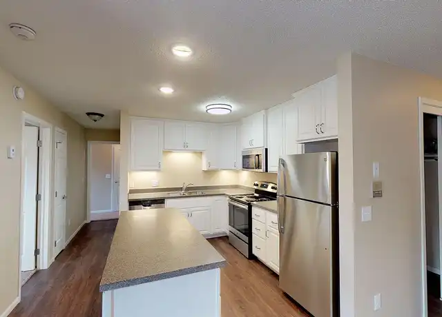 Property at Terrace Hills Apartments - 2601 S Kiwanis Ave, Sioux Falls, SD, 57105, 2 beds, 1 bath, [object Object]