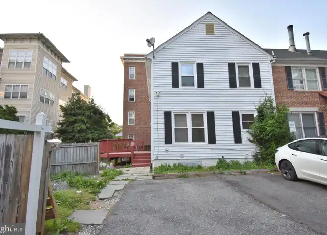 Property at 220 Lee St, Gaithersburg, MD, 20877, 4 beds, 3 baths, [object Object]