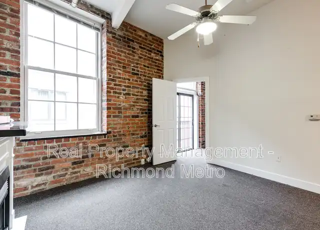 Property at 1321 1/2 E Main St Unit 302, Richmond, VA, 23219, 1 bed, 1 bath, [object Object]