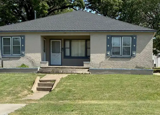 Property at 813 SW East Ave Apt B, Lawton, OK, 73501, 2 beds, 1 bath, [object Object]