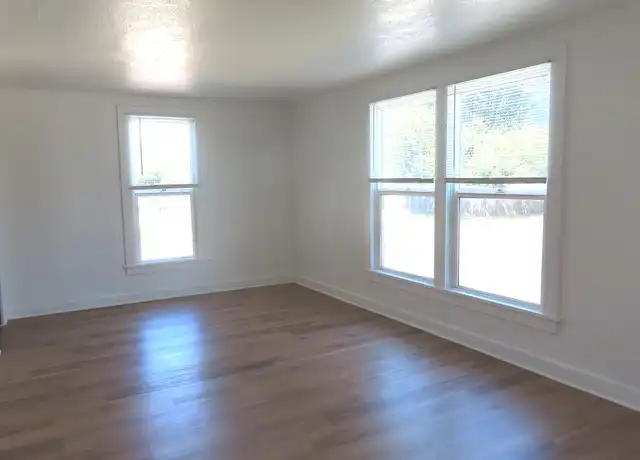 Property at 540 SE 5th Ave Unit A, Albany, OR, 97321, 2 beds, 1 bath, [object Object]