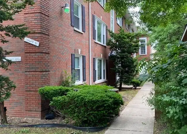 Property at 10649 S Hale Ave Unit 10649 -1A, Chicago, IL, 60643, 2 beds, 1 bath, [object Object]