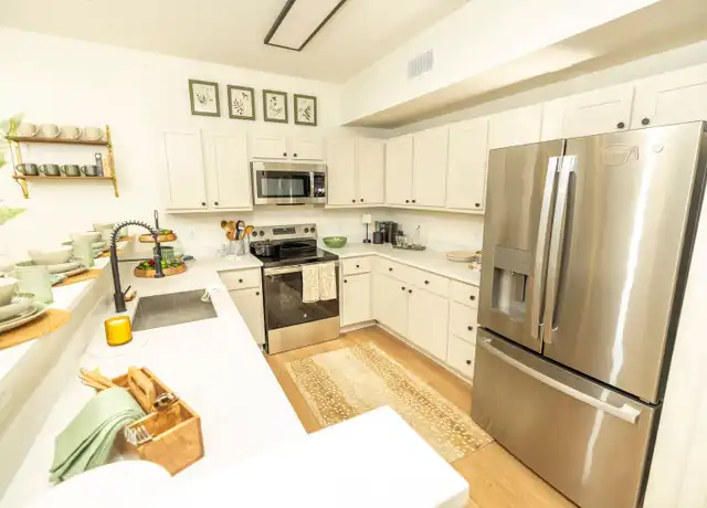 Property at 160 Misty Lee Ln Unit 204, Starkville, MS, 39759, 3 beds, 3.5 baths, [object Object]