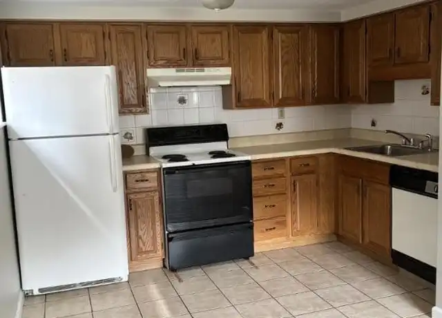 Property at 1036 S Braddock Ave, Pittsburgh, PA, 15218, 1 bed, 1 bath, [object Object]