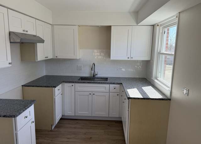 Photo of 15 Arrowhead Dr Unit 21, Algonquin, IL 60102