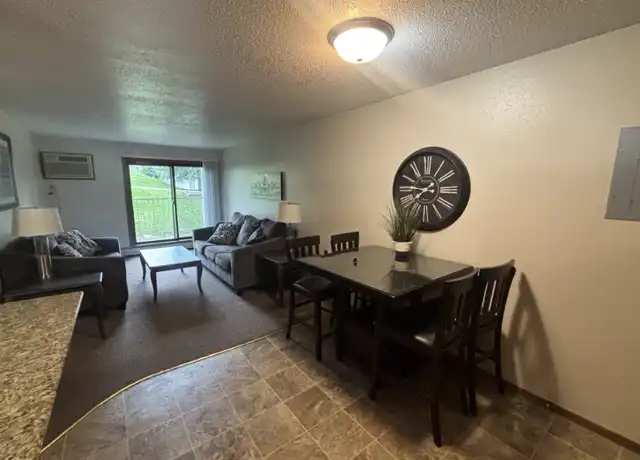 Property at 500 12th St S Unit 202, St Cloud, MN, 56301, 1 bed, 1 bath, [object Object]