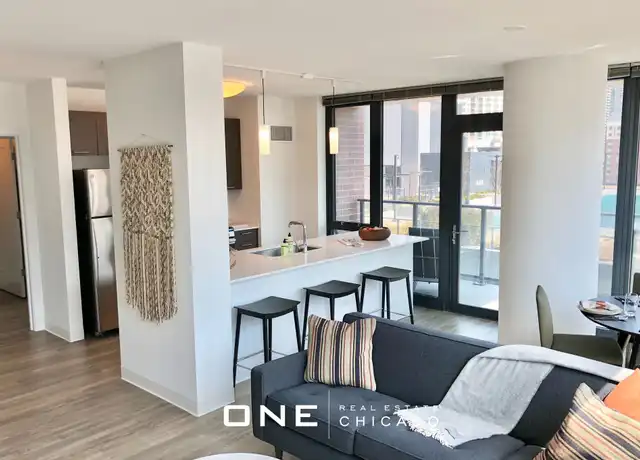 Property at 629 N Wells St Unit 6, Chicago, IL, 60654, 3 beds, 3 baths, [object Object]