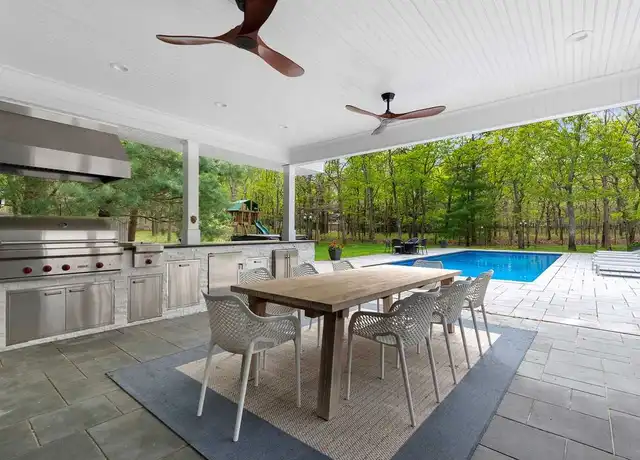 Property at 541 NW Wainscott Rd, East Hampton, NY, 11937, 4 beds, 4 baths, [object Object]