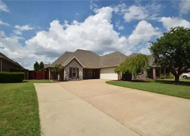 Property at 4004 SW Layton Rd, Bentonville, AR, 72713, 5 beds, 3 baths, [object Object]