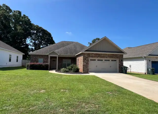 Property at 660 Valley Stream Dr, Enterprise, AL, 36330, 4 beds, 2 baths, [object Object]