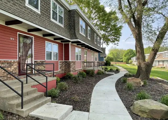 Property at Forest Park Apartments - 1500 W Grand St, Springfield, MO, 65807, 2-3 beds, 1-1.5 bath, [object Object]