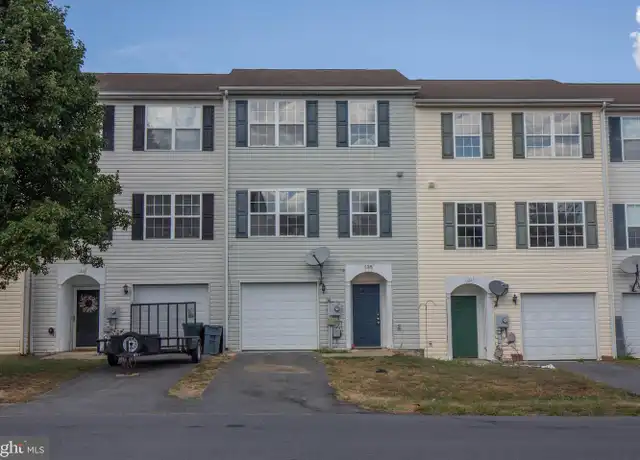 Property at 128 Pony Cir, Martinsburg, WV, 25405, 2 beds, 2.5 baths, [object Object]